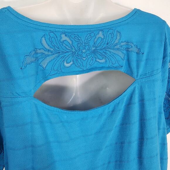 Soft Surroundings Top Large Ventana Tee Short Sleeve Embroidered Mesh Cut Out - Picture 7 of 10